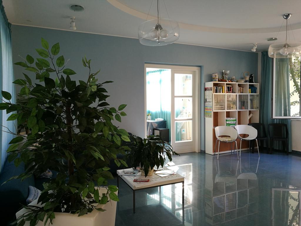 Bed and Breakfast Rock Garden Gaeta Exterior foto